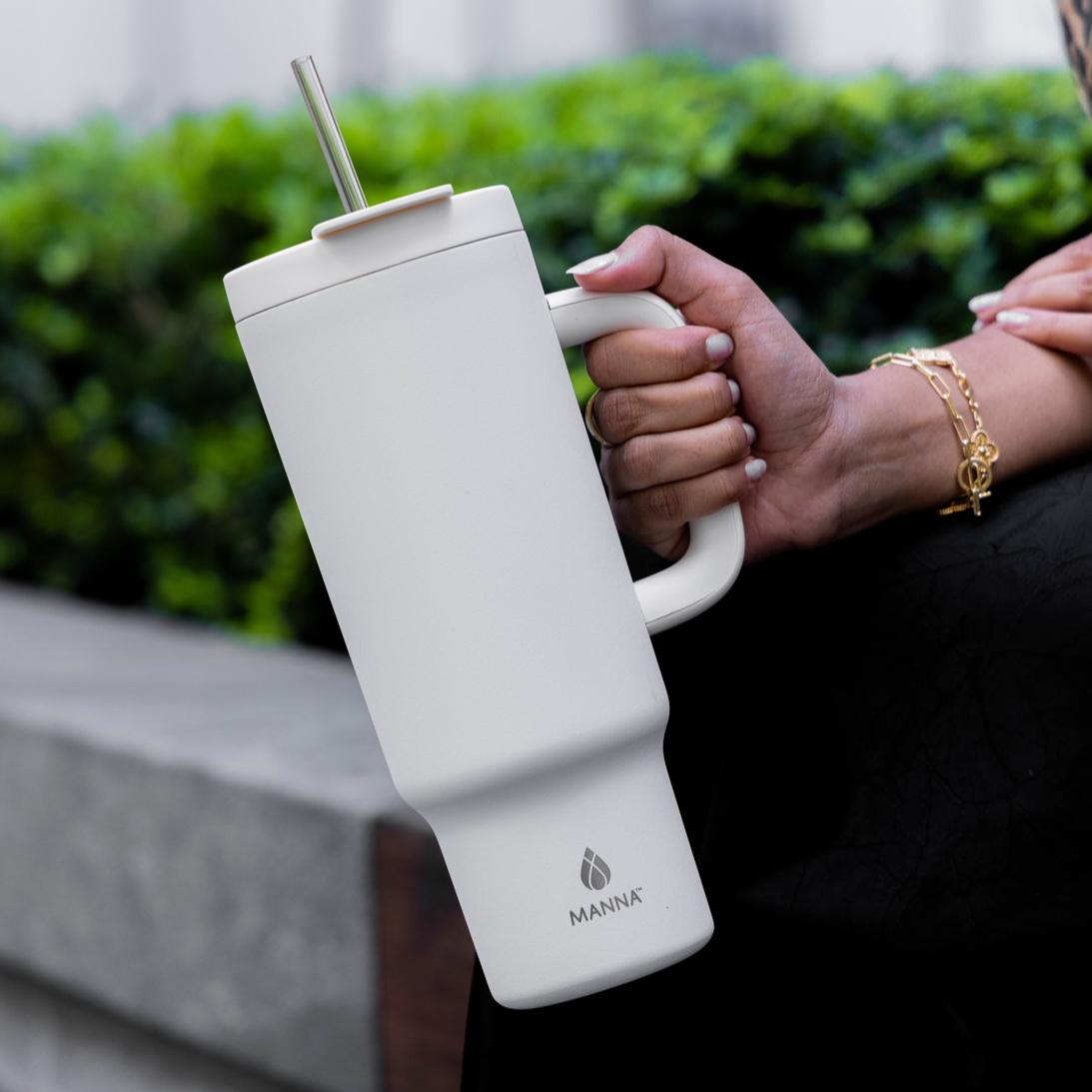 40-oz-leisure-tumbler-n9 Core_Home_Manna_Lifestyle_AUG_13-38.png